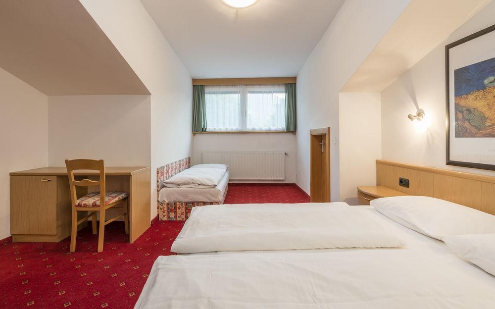 Lener Wirtshaus & Hotel Campo di Trens Kültér fotó