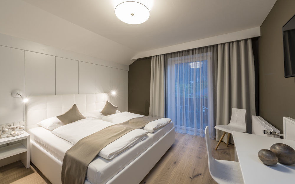 Lener Wirtshaus & Hotel Campo di Trens Kültér fotó